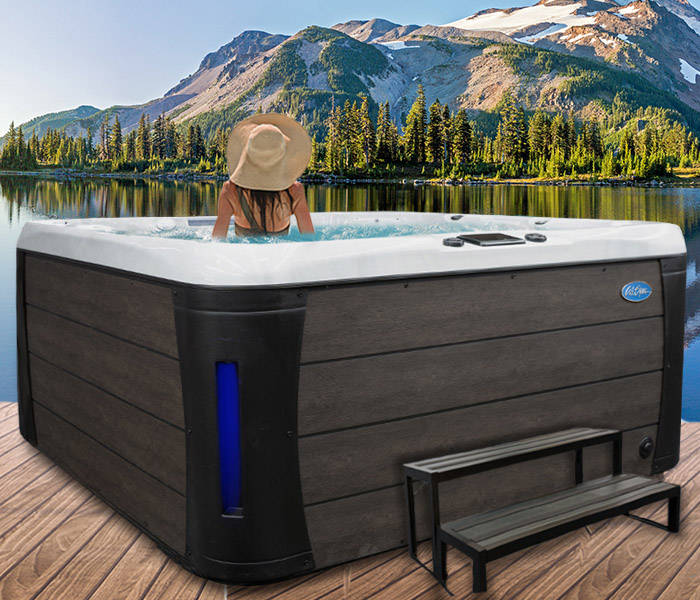 Calspas hot tub being used in a family setting - hot tubs spas for sale Lynnwood
